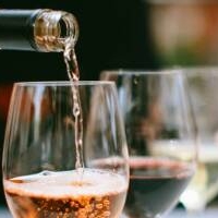 How to Drink Rosé Wine: A Comprehensive Guide